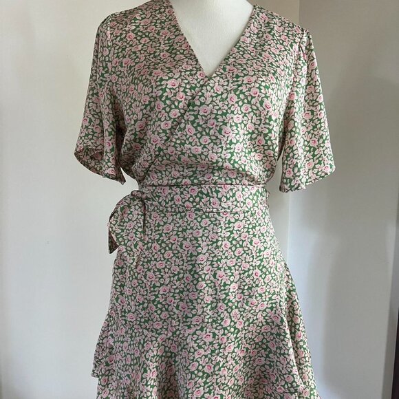 NASTY GAL Pink Green Floral Short Sleeve Romper Size 8 - Picture 2 of 8